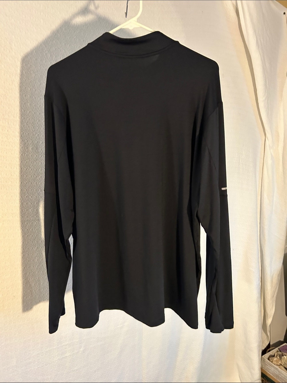 Nike Black Long-Sleeve 1/4 Zip Performance Jacket - Picture 2 of 3